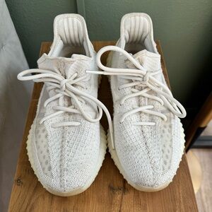 Yeezy Boost 350 V2